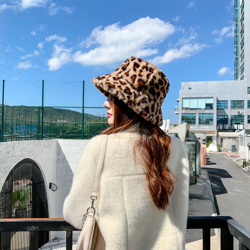 Mũ bucket lông nhung mềm mại hoạ tiết da báo phong cách Retro cho nữ