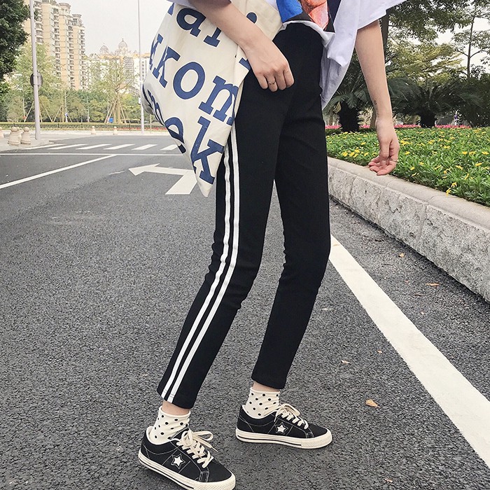 Quần Legging Đen Lưng Cao Co Giãn Họa Tiết Kẻ Sọc Phong Cách Retro