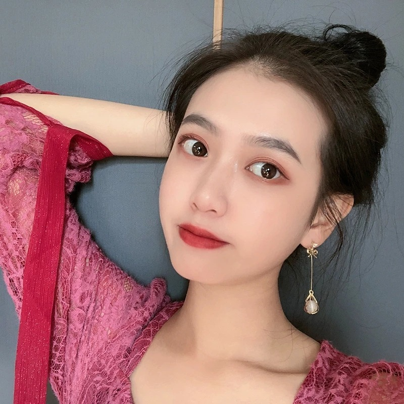 Khuyên Tai Nữ Trang Dáng Dài Tạo Hình Độc Đáo