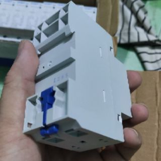 Khởi động từ 1 pha CHINT NCH8 63A/220V