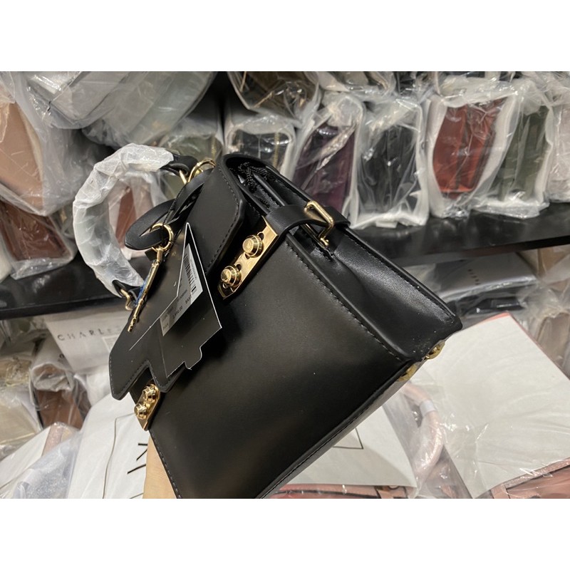 ❥ 𝐓𝐮́𝐢 𝐭𝐚𝐲 𝐜𝐚̂̀𝐦 𝐋𝐲𝐧 𝐅𝐈𝐍𝐄𝐍𝐄𝐒𝐒 màu đen