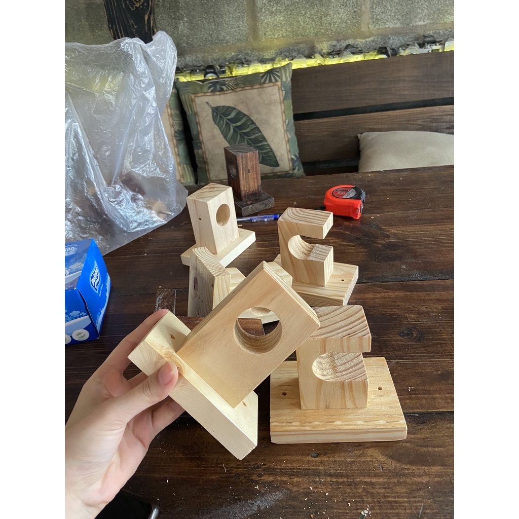 Thanh gỗ treo rèm, phong cách vintage, decor ttrang trí nhà cửa