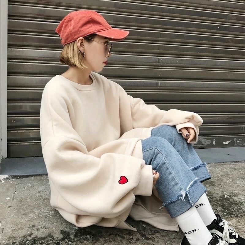 [CÓ VIDEO ẢNH THẬT] Áo Nỉ Sweater Hình Thêu Tim Tay Xẻ Vạt Chất Nỉ Ngoại Dày Form To Unisex Nam Nữ | BigBuy360 - bigbuy360.vn