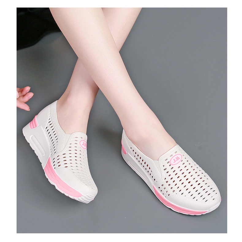 Giày Nhựa Đế Dày Tăng Chiều Cao Phối Lỗ Thoáng Khí Thời Trang Đi Biển
