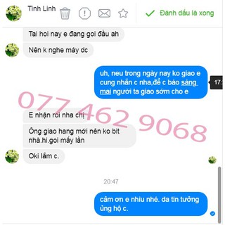 hoa cưới cầm tay cô dâu