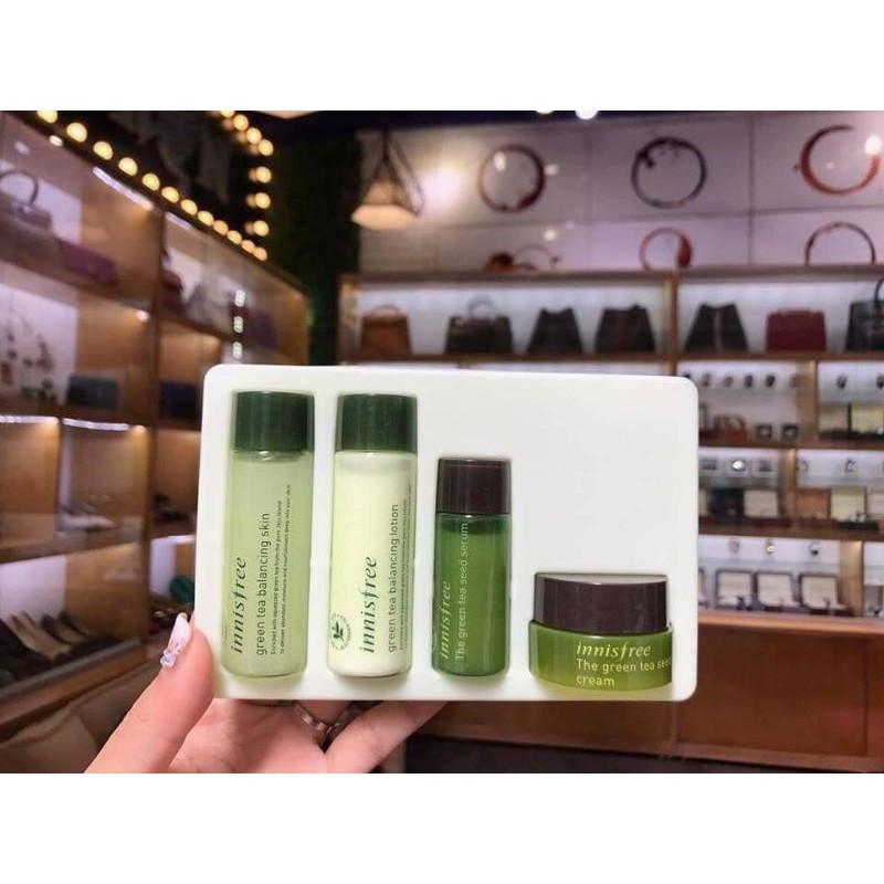 set dưỡng trà xanh innisfree 4 món