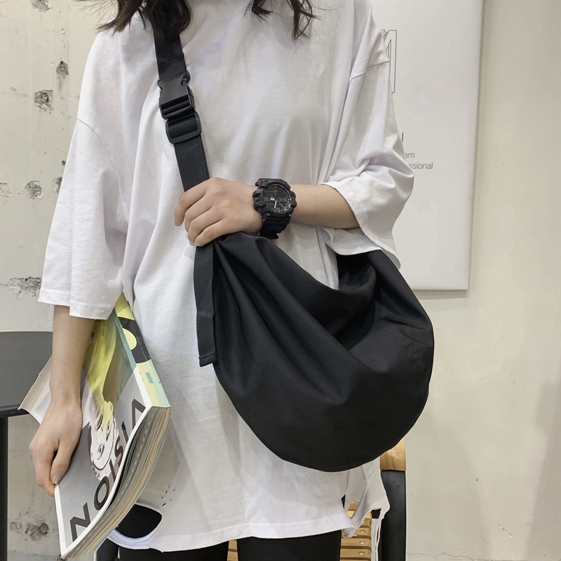 Túi đeo chéo cỡ lớn thời trang Hàn Quốc