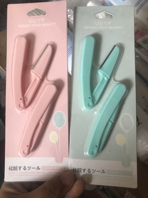 Dao cạo lông mày