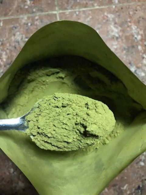 100g bột trà xanh nguyên chất handmade đắp mặt trắng da giảm mụn