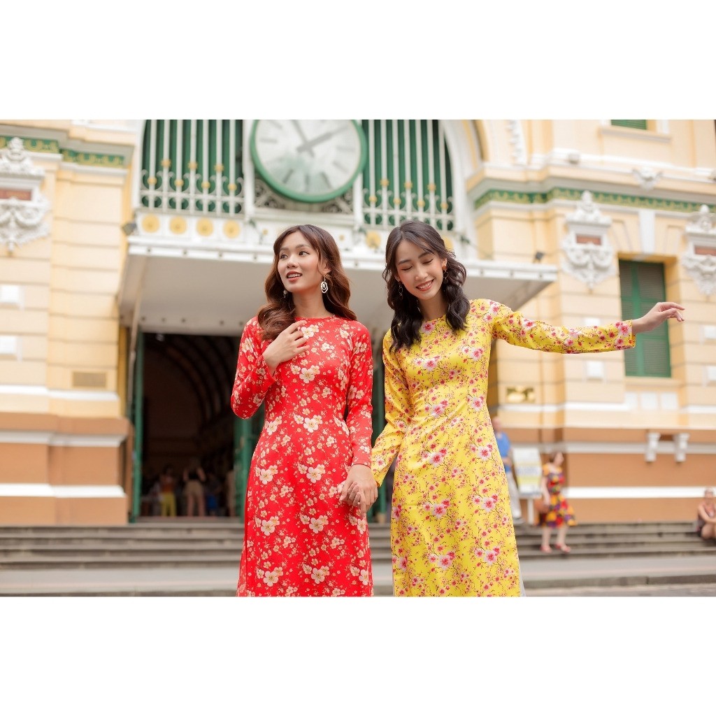 Áo dài truyền thống nữ đỏ vàng vải gấm hoa mai cổ tròn có nhiều size | BigBuy360 - bigbuy360.vn