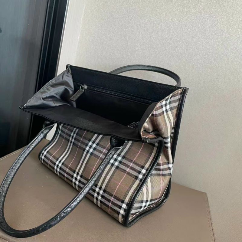 Túi công sở burberry đựng vừa A4