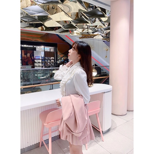 Mina Top  Áo sơ mi cổ bèo bá tước