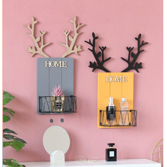 Kệ gỗ treo trường hình chú nai phong cách hiện đại vừa decor vừa trưng bày vật dụng, chất liệu gỗ cao 51cm,có kèm đinh