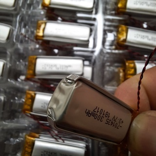Pin Lithium Polymer 3.7v 701435 300Mah( tồn kho).
