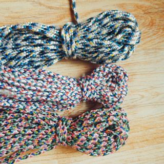 Dây thổ cẩm thắt vòng tay handmade
