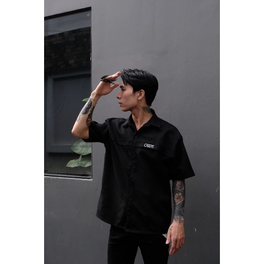 Áo sơ mi thêu OWN