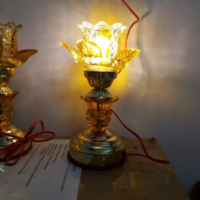 Đèn thờ thủy tinh pha Lê cao 25 cm