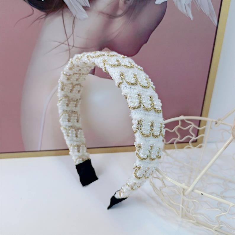 Bờm cài tóc vải dạ tweed đính mix sợi kim tuyến lấp lánh sang chảnh thời trang Hàn Quốc sang chảnh, June accessories