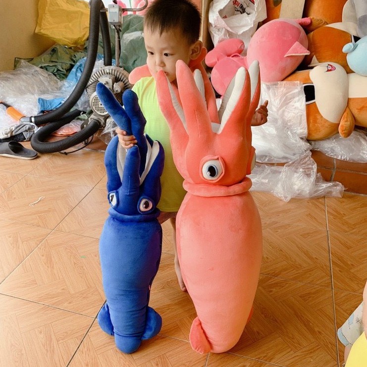 GỐI ÔM NHỒI BÔNG HÌNH MỰC DỄ THƯƠNG - THÚ NHỒI BÔNG MỰC DÊ THƯƠNG