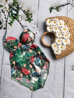 Bikini 1 mảnh cúp ngực