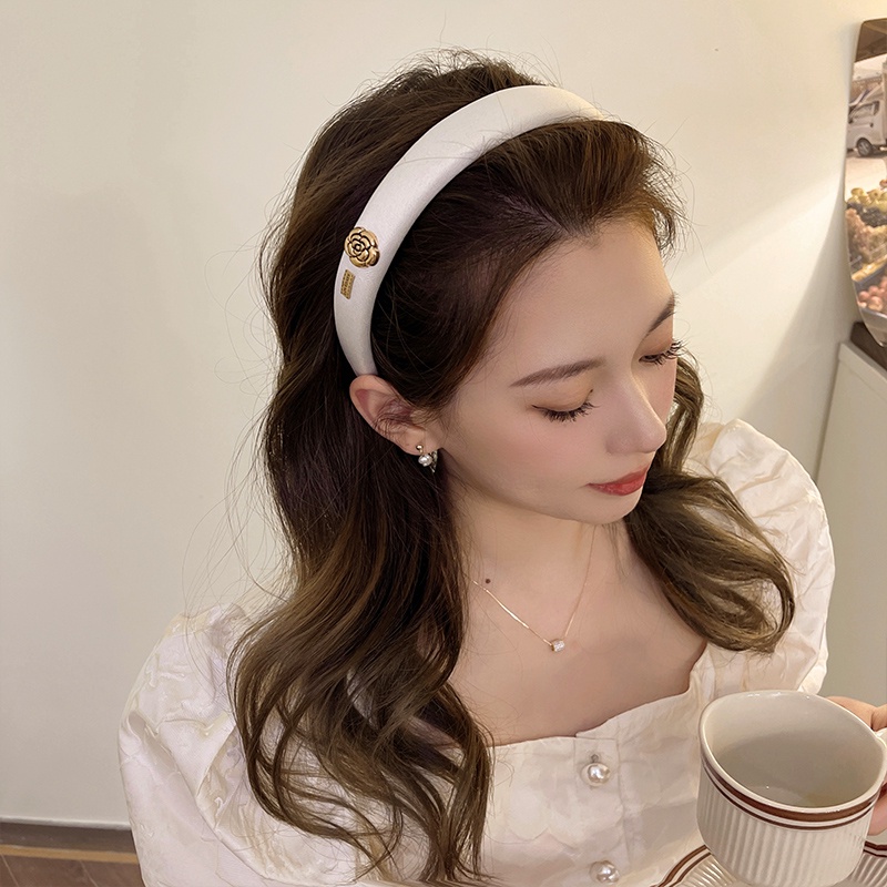 Băng Đô Cài Tóc Đính Hoa Trà Đen Trắng Kiểu Hàn Quốc Dễ Thương Cho Bé Gái