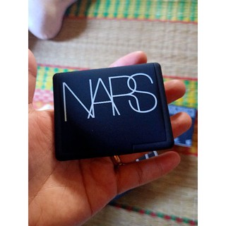 má hồng chuẩn hiệu nars