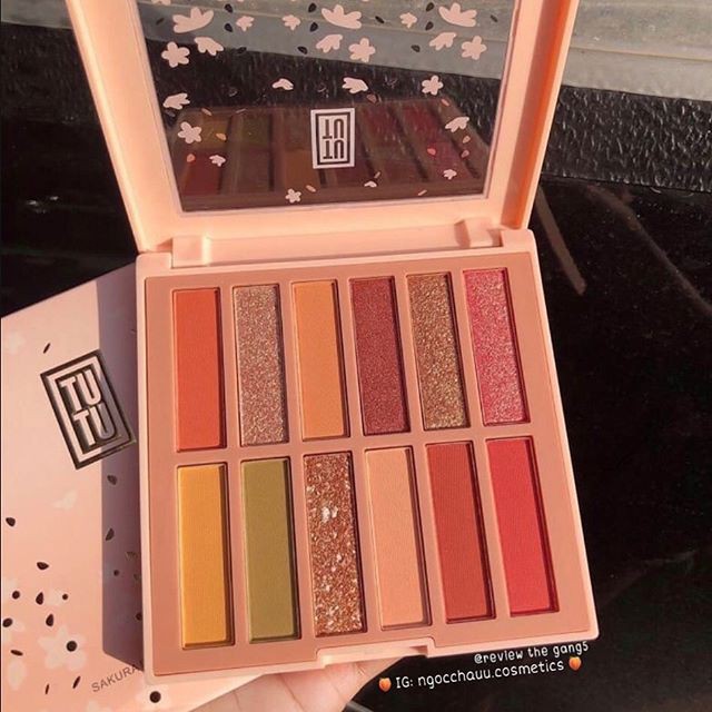 PHẤN MẮT TUTU SAKURA FLOWERS EYESHADOW