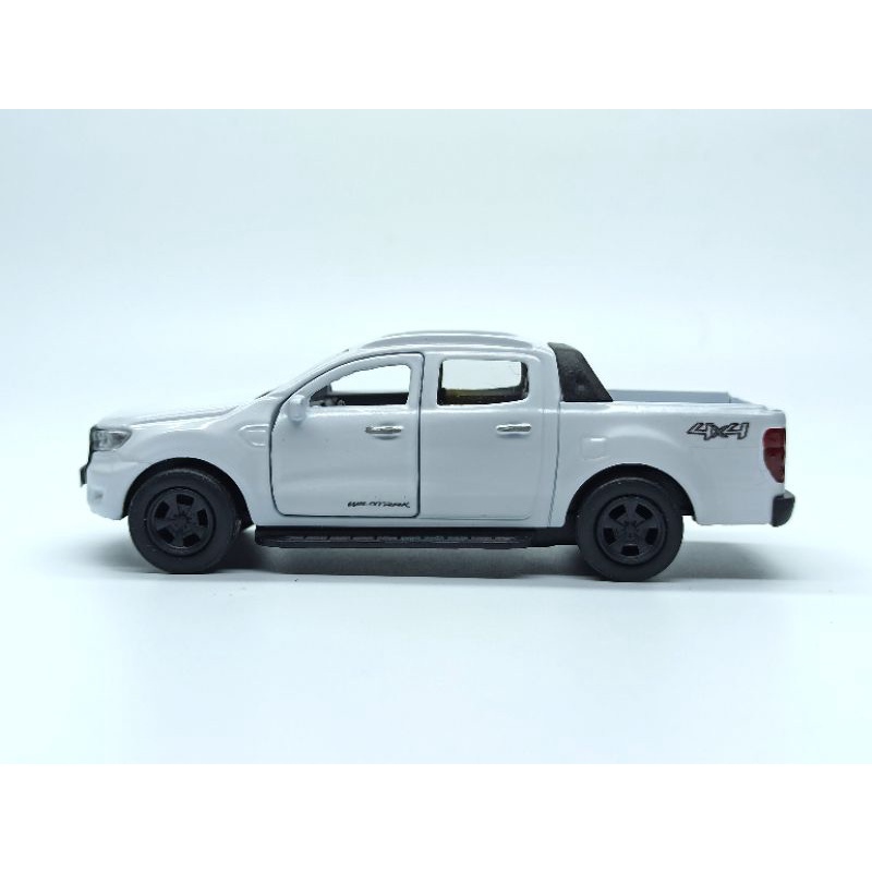 Mô hình xe Ford Ranger tỷ lệ 1/34