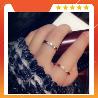 Nhẫn Đôi Nam Nữ Đính Đá, Chất Liệu Titan