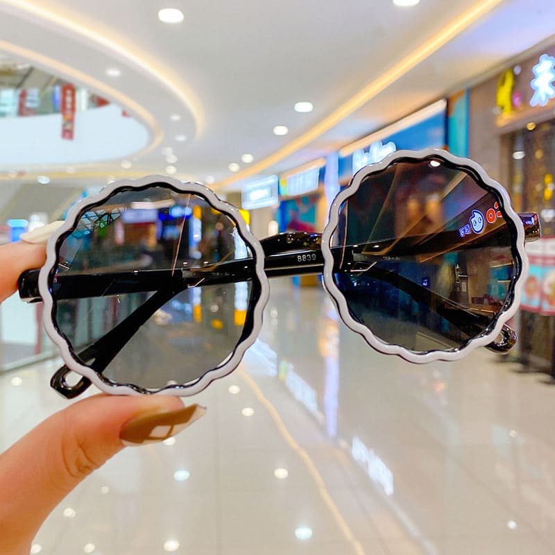 Kính mát gọng tròn chống tia uv thời trang đi biển mùa hè cho bé