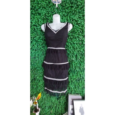 Thanh lý đầm tầng đen ren dễ thương size S có mút ngực