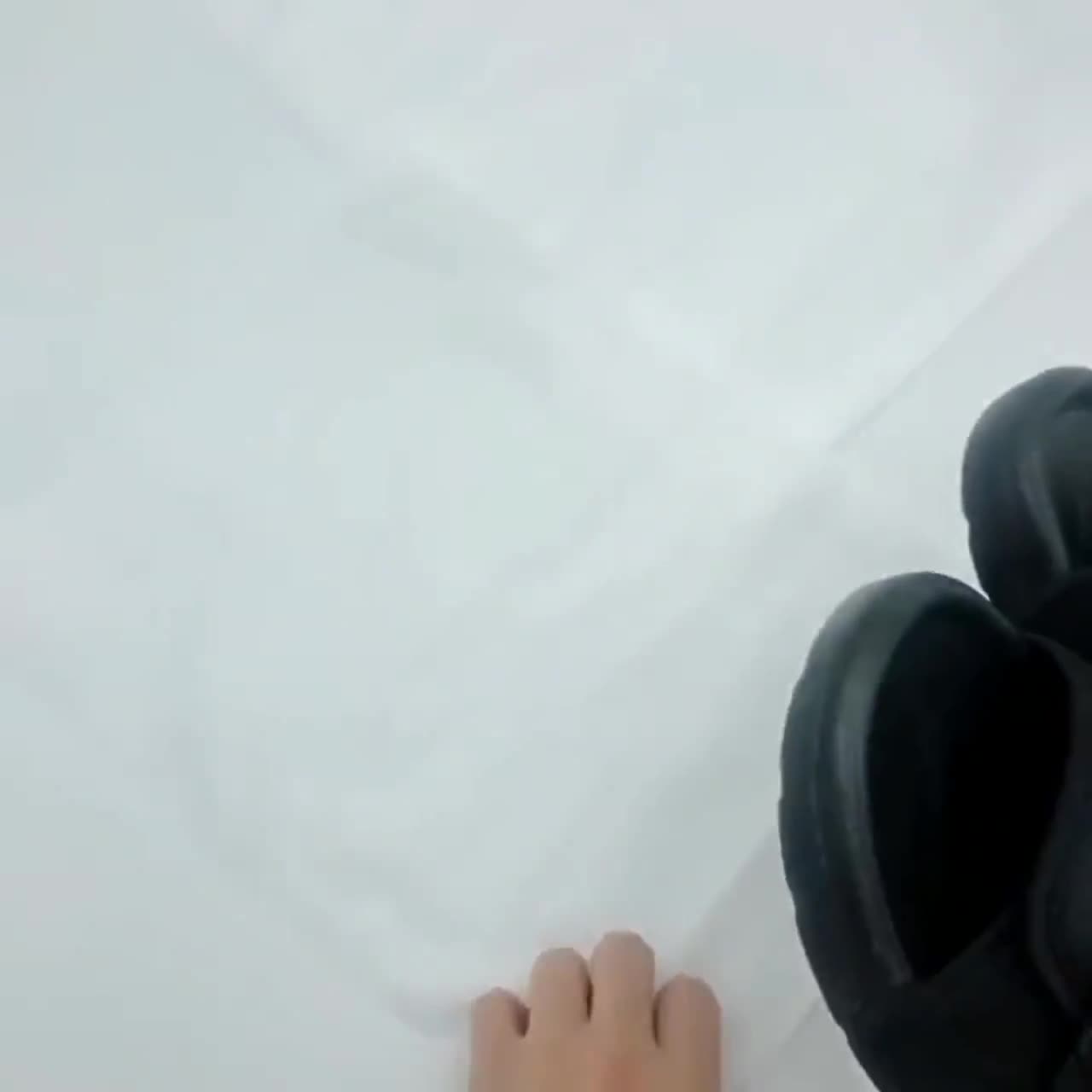 Túi đựng giày kiểu dây rút kích thước 35x25cm tiện dụng | BigBuy360 - bigbuy360.vn