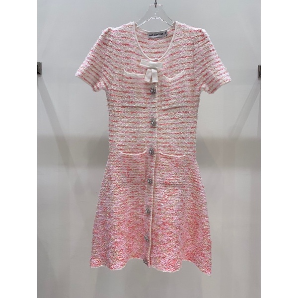 Đầm len dáng chữ A tay ngắn một hàng khuy có 4 túi vuông trước thương hiệu Self Portrait cao cấp