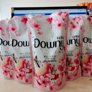 Nước xả vải downy sakura