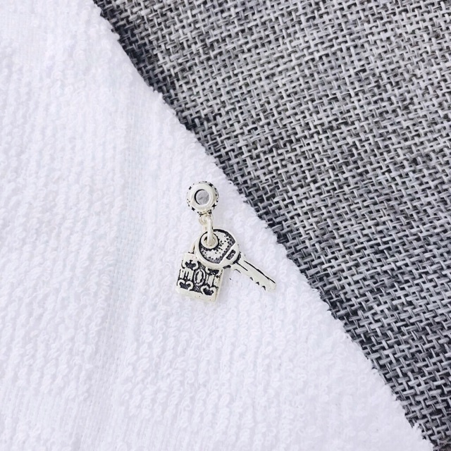 CHUYÊN SỈ  Charm bạc treo khóa và chìa hàng siêu đẹp - Bạc tốt loại 1, PH191