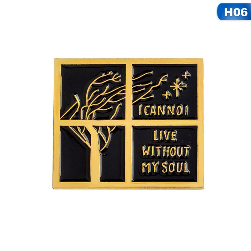 Khuy cài áo hình chữ cái phong cách Gothic dành cho giới trẻ