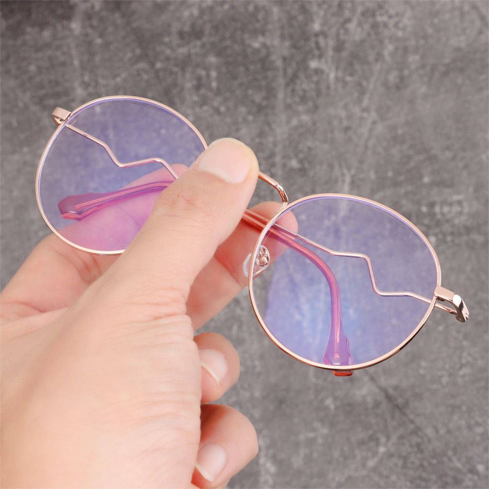 Kính cận gọng tròn thiết kế độc đáo thời trang cho nam và nữ