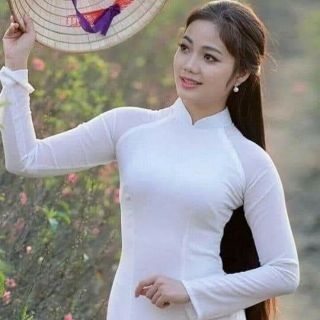 Áo dài truyền thống may sẵn màu trắng học sinh kèm quần