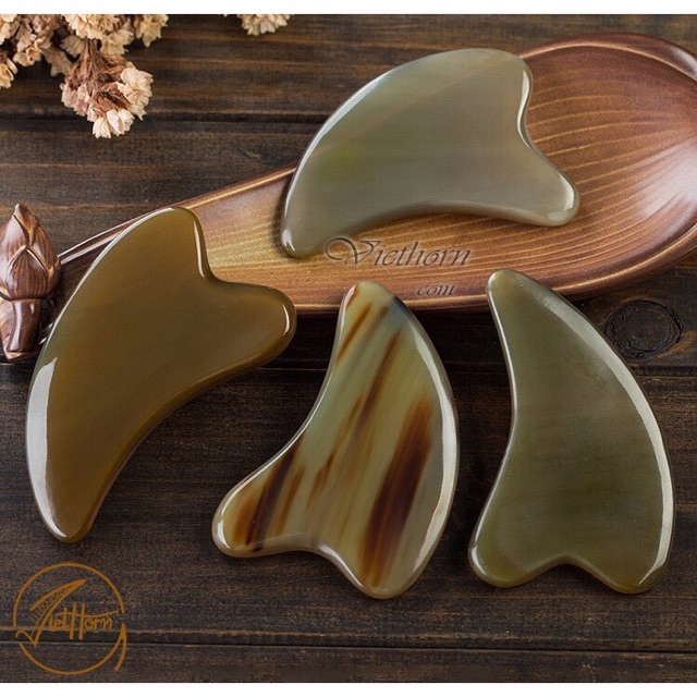 CÂY MASSAGE MẶT BẰNG SỪNG HÌNH TRÁI TIM CHĂM SÓC VÀ LÀM ĐẸP DA VIETHORN