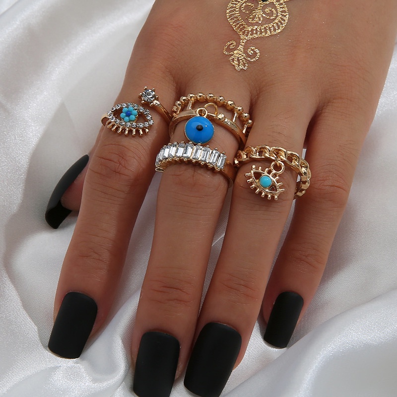 Set 4 Nhẫn Đeo Tay Kim Loại Đính Đá Màu Vàng Phong Cách Vintage Thời Trang