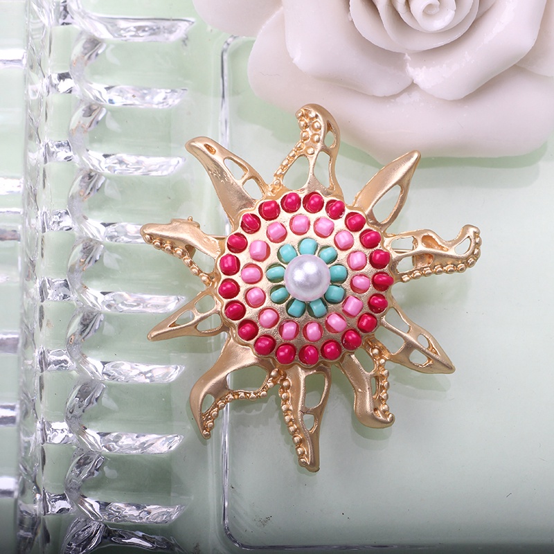 Trâm Cài Áo Mạ Vàng Hình Hoa Đính Đá Và Ngọc Trai Phong Cách Vintage