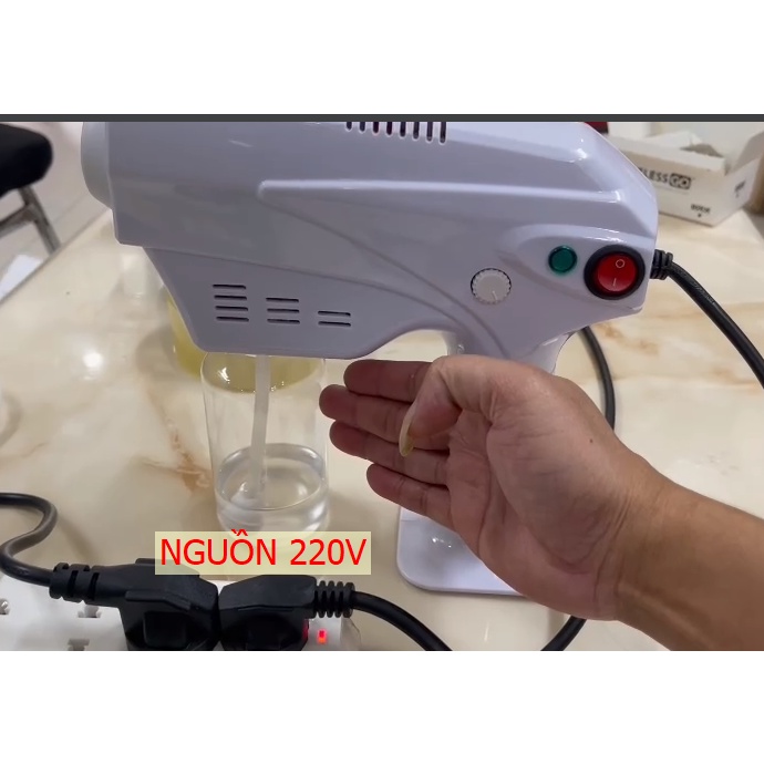 Súng Xịt Khử Khuẩn 800ml  Hàng thiết yếu   mới ra tháng 3 kèm 1 lít nano 1200w máy mạnh