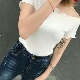 Áo thun gân trễ vai