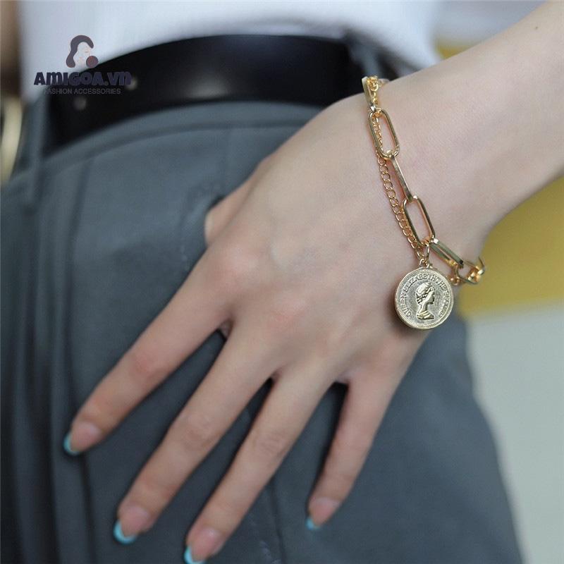 Vòng Đeo Tay Bằng Bạc Hình Chân Dung Phong Cách Cổ Điển