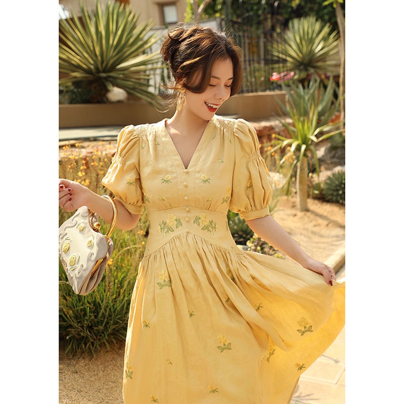 Đầm Dài Trung Bình In Họa Tiết Hoa Hồng Vàng Phong Cách Retro Pháp Cao Cấp Cho Nữ