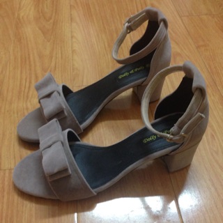 Sandal quai ngang size 33-41