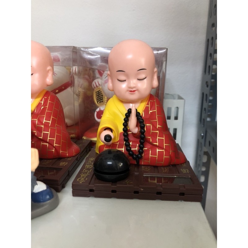 chưa tiểu gõ mõ chạy bằng năng lượng mặt trời