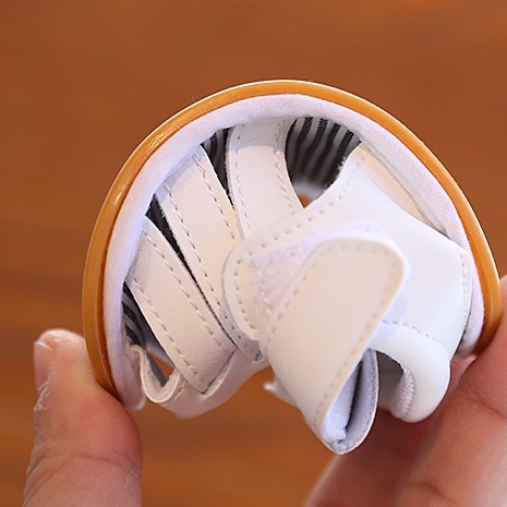 Sandal Đế Mềm Thoáng Khí Cho Bé 0-18 Tháng Tuổi