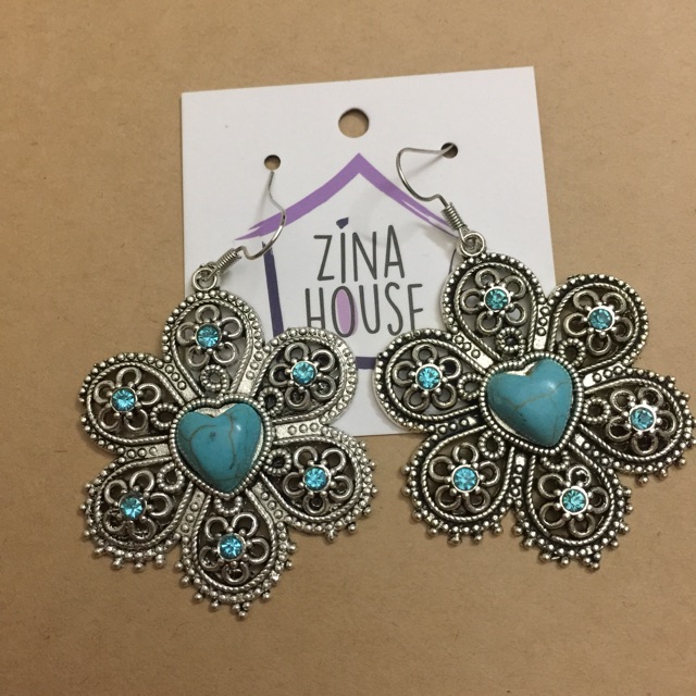 Khuyên tai ngọc đá xanh các hình