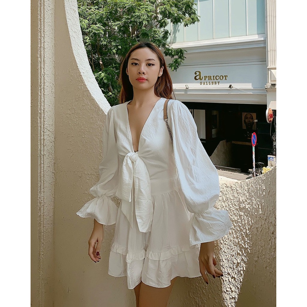 Đầm đũi gân trắng thắt nơ ngực